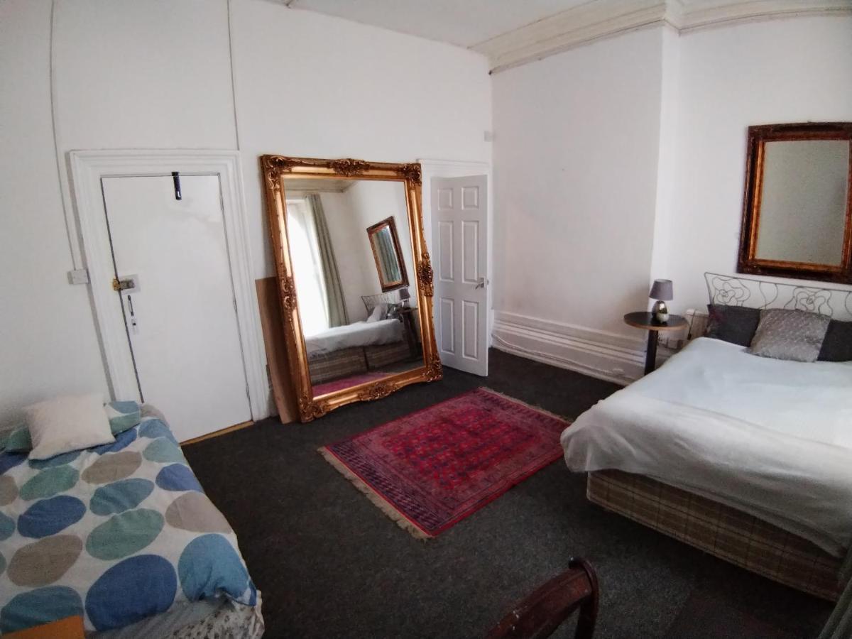 Studio Next To Port Appartamento Dover Esterno foto